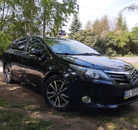 Toyota Avensis cena 35000 przebieg: 175000, rok produkcji 2013 z Łódź małe 37
